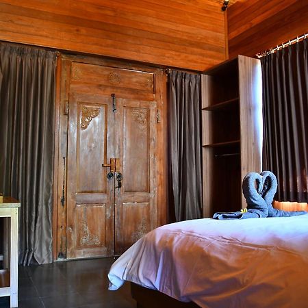 Putra'Lebah Amed Guest House Eksteriør bilde