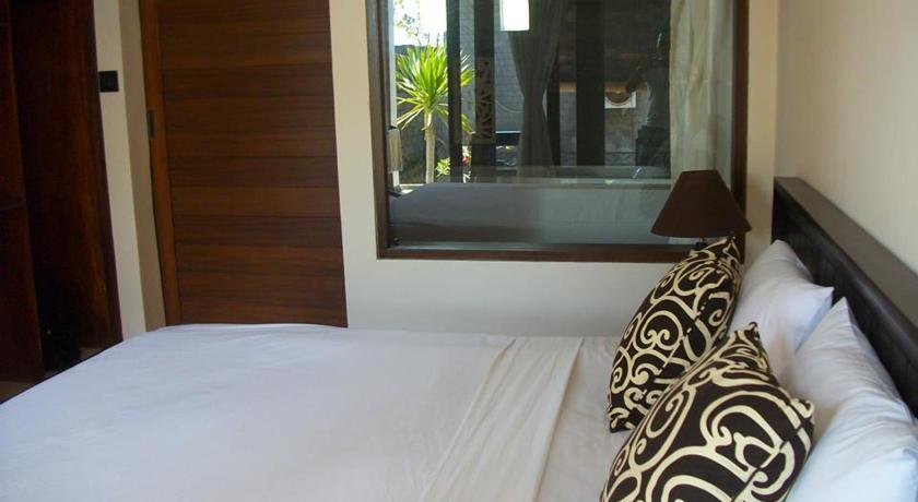 Putra'Lebah Amed Guest House Rom bilde