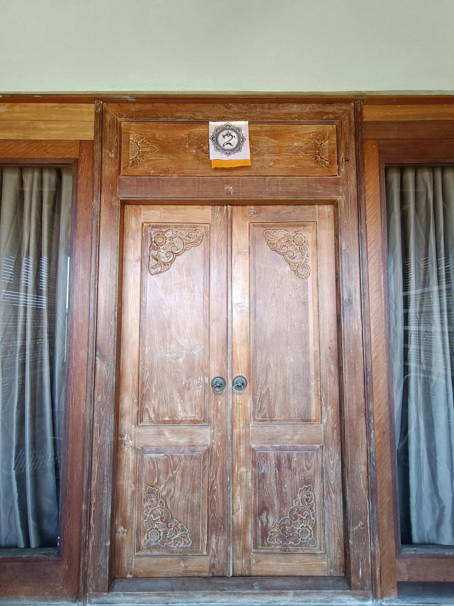 Putra'Lebah Amed Guest House Eksteriør bilde