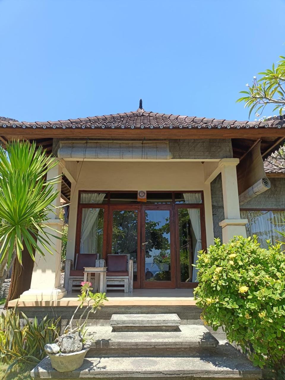 Putra'Lebah Amed Guest House Eksteriør bilde