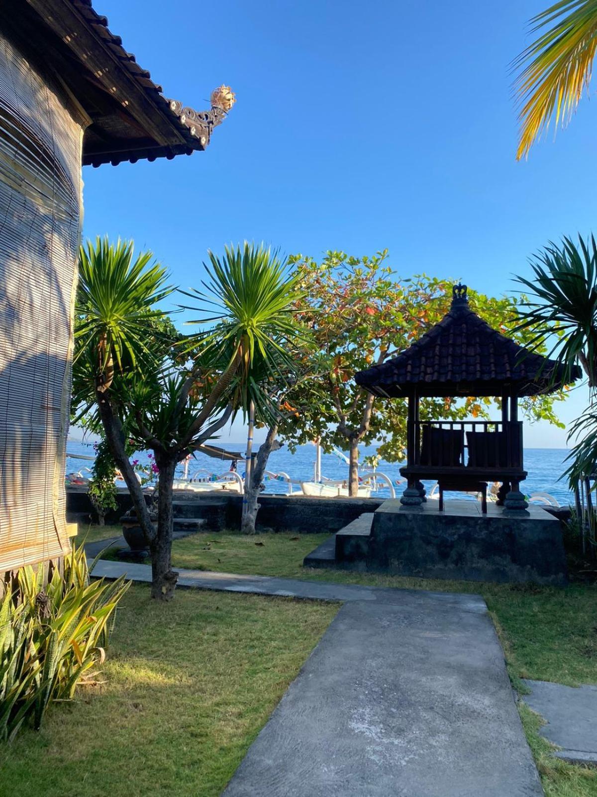 Putra'Lebah Amed Guest House Eksteriør bilde