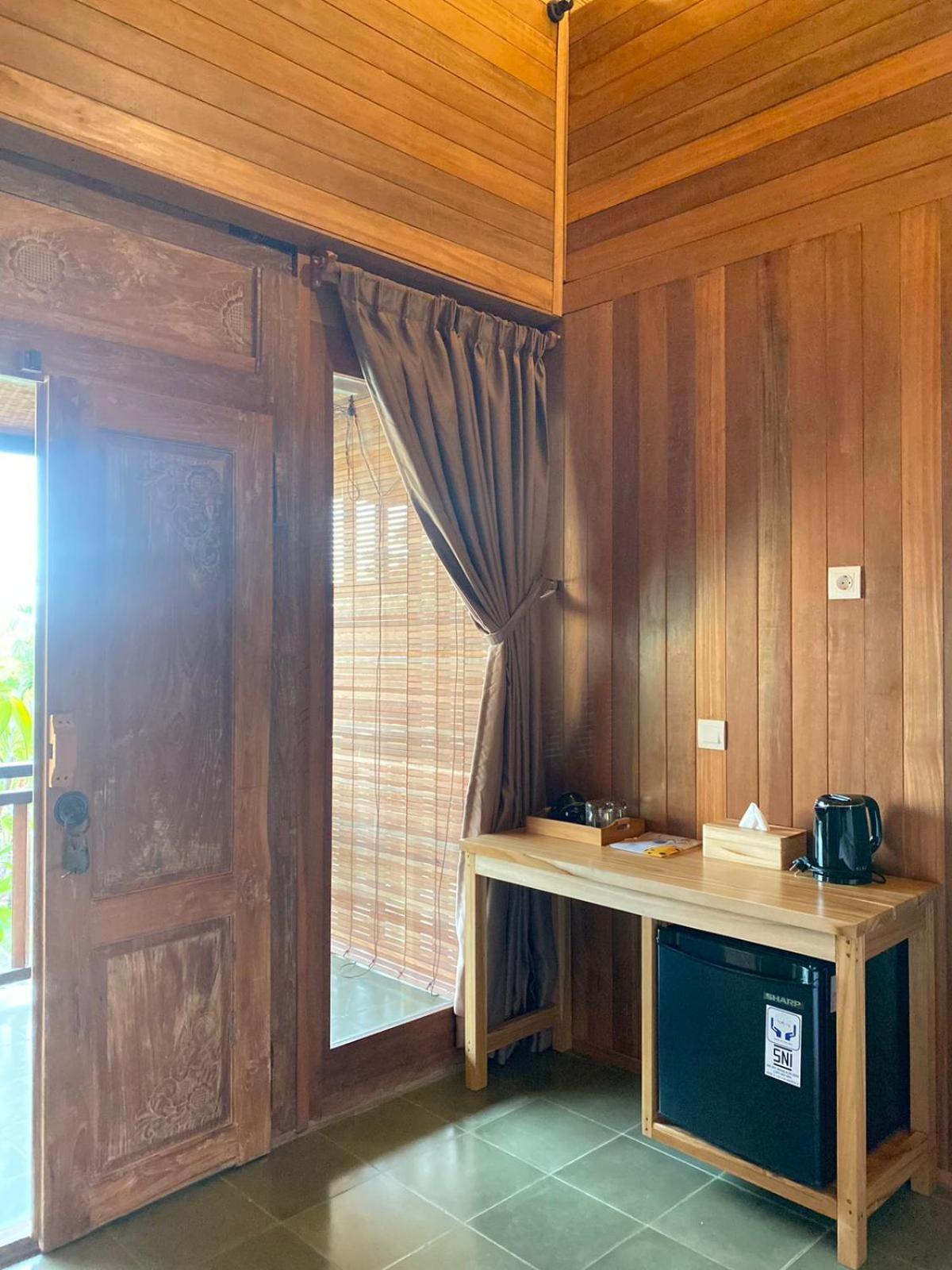 Putra'Lebah Amed Guest House Eksteriør bilde