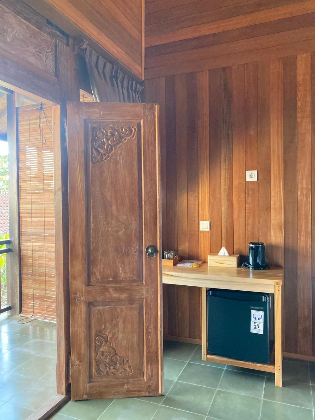 Putra'Lebah Amed Guest House Eksteriør bilde