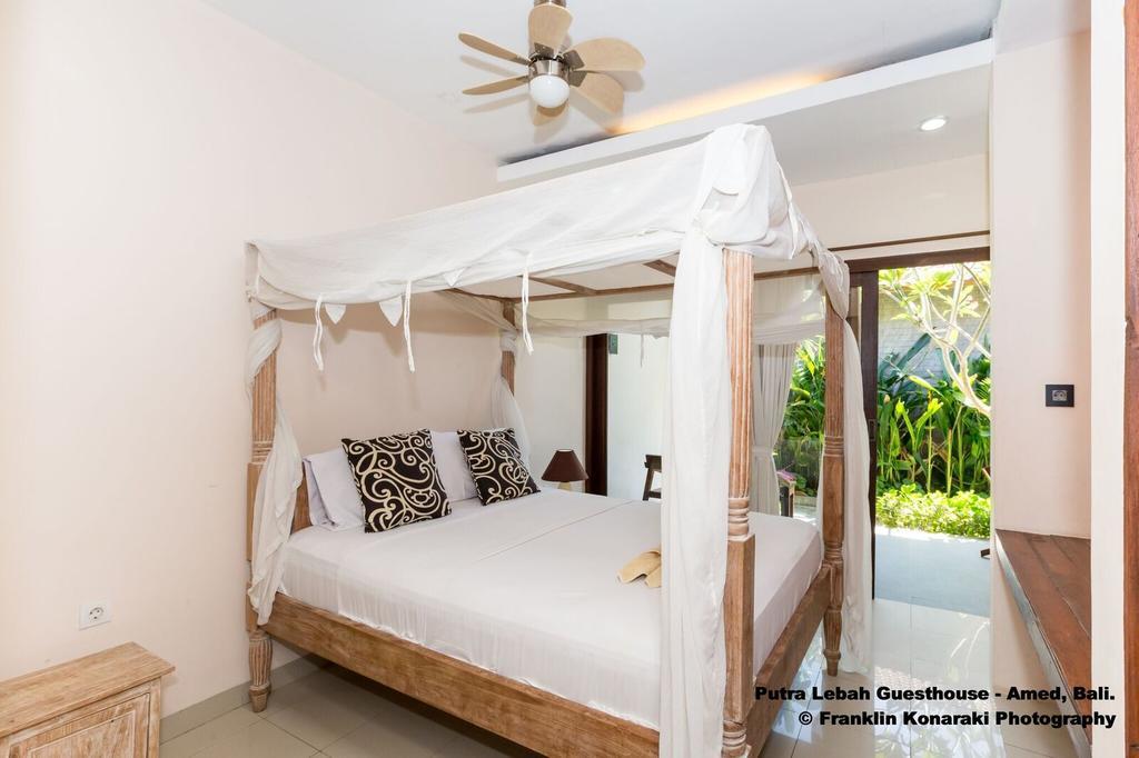Putra'Lebah Amed Guest House Eksteriør bilde