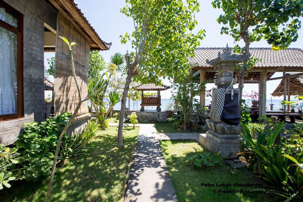 Putra'Lebah Amed Guest House Eksteriør bilde
